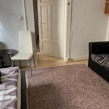Unterkunft In Штутгарт Экстерьер фото
